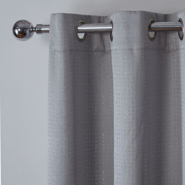 BLACKOUT & THERMAL DASH SILVER 66x54 Curtain