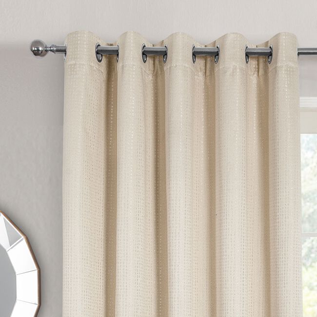 BLACKOUT & THERMAL DASH NATURAL 66x72 Curtain