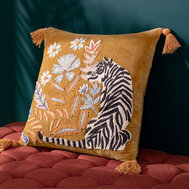 Wydler White Tiger Cushion 50cm x 50cm - Orange 