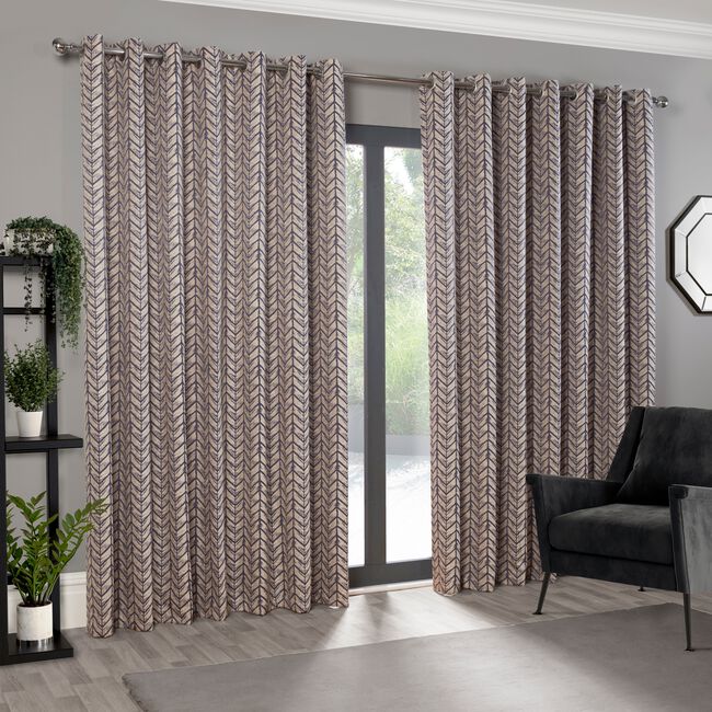 BLACKOUT & THERMAL VERSE NAVY 66x54 Curtain