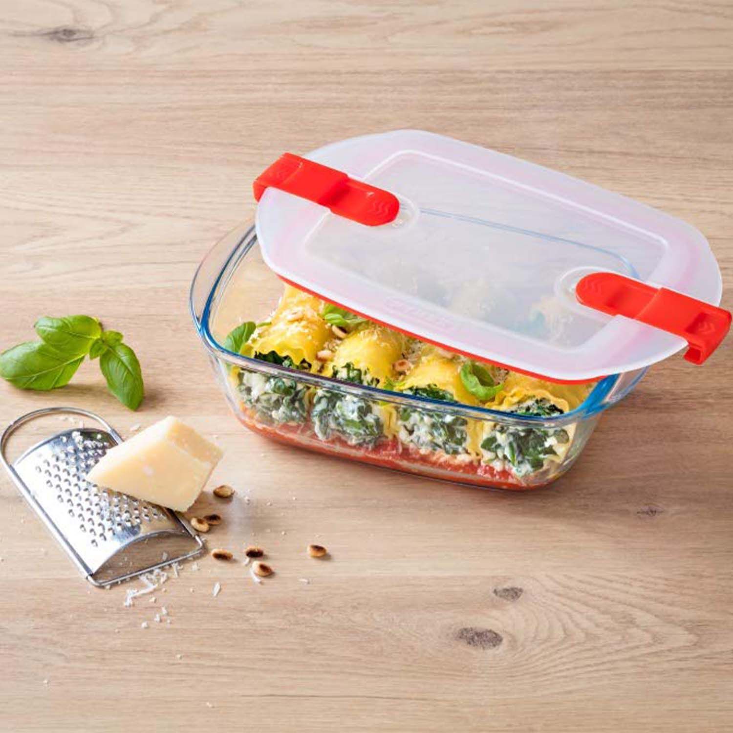 Cook & Heat Square glass food container with patented microwave