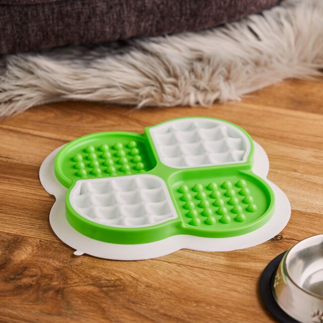Lick Mat & Slow Feeder for Dogs