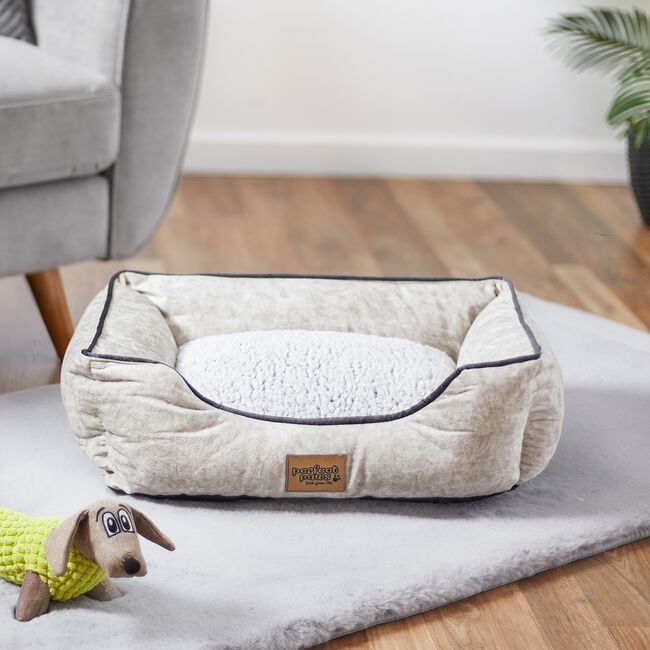 Stella Pet Bed - Medium