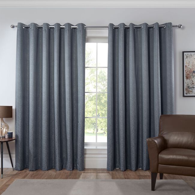 BLACKOUT & THERMAL DASH DENIM 66x90 Curtain