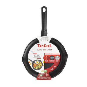 T-fal Frying Pan IH Hard Titanium Unlimited IH Gas-Fire Compatible