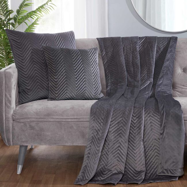 Nicole Day Triangle Stitch Throw 150 x 200cm -Grey