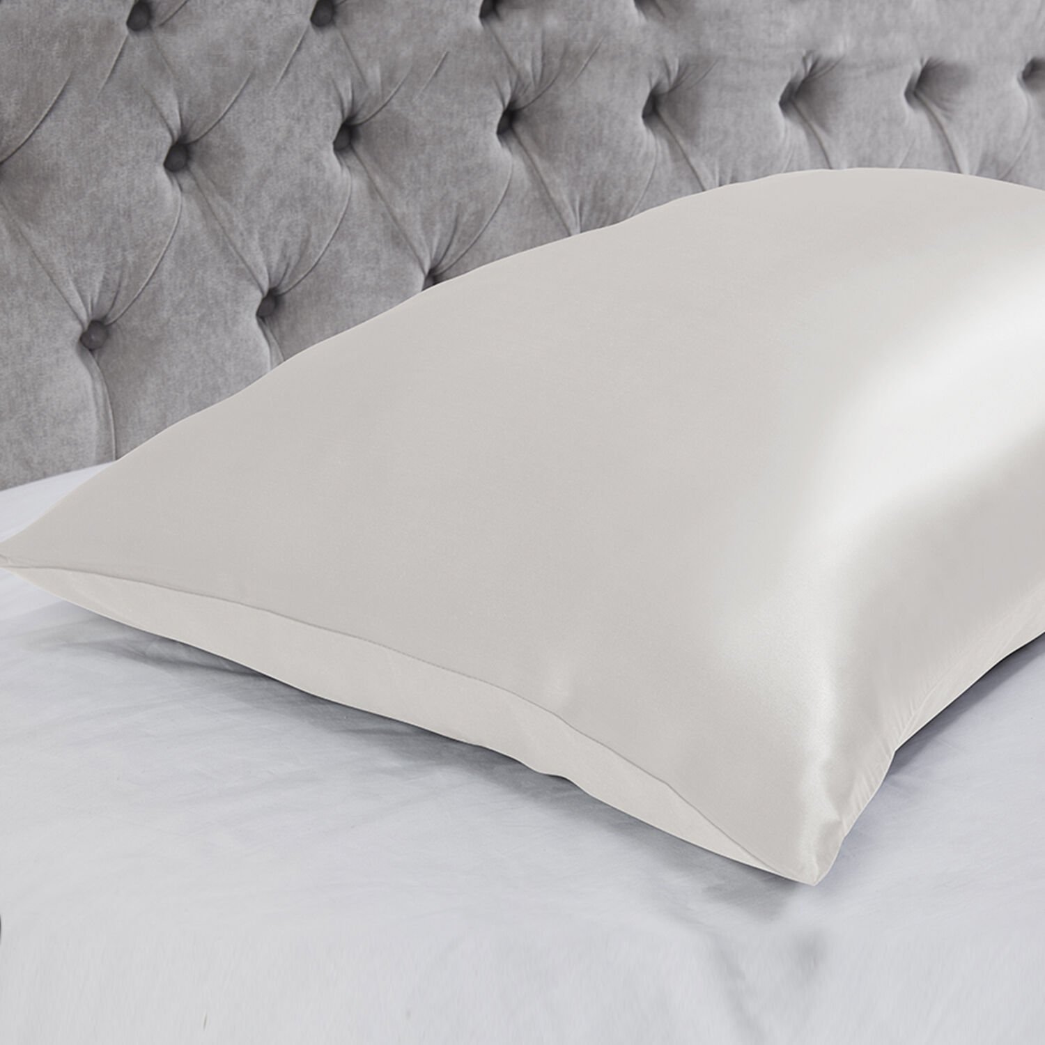 White fashion silk pillowcase