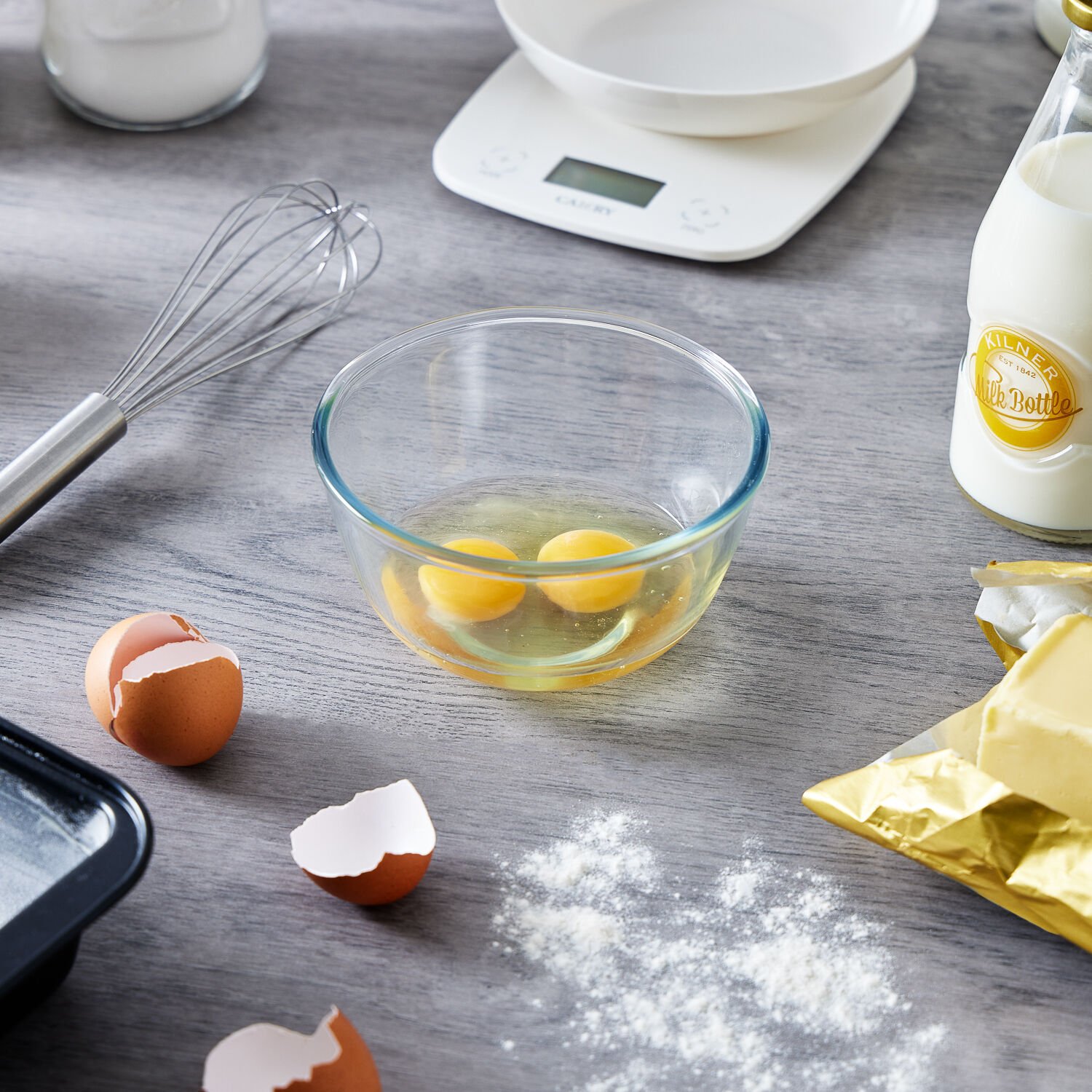 Mixing bowl outlet set pyrex