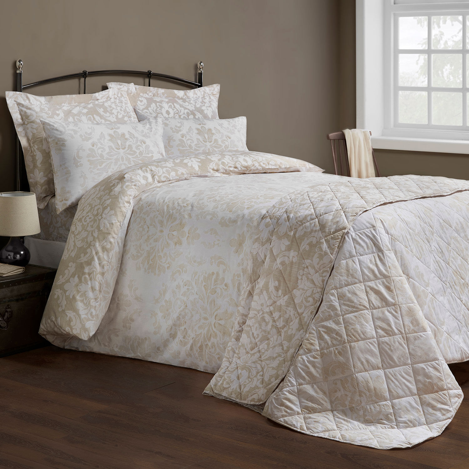 amina reversible duvet cover set