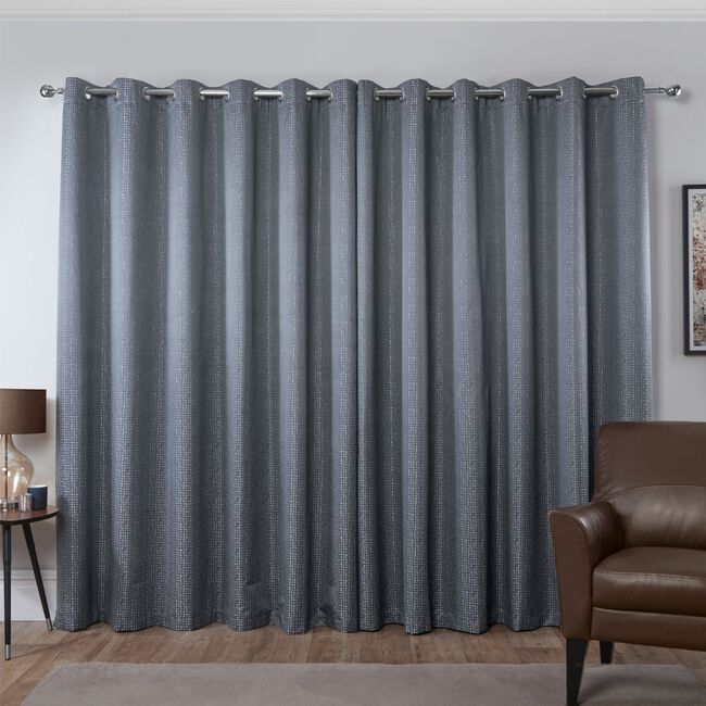 BLACKOUT & THERMAL DASH DENIM 90x90 Curtain