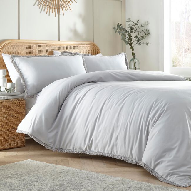 KING SIZE DUVET COVER Appletree Claire Grey
