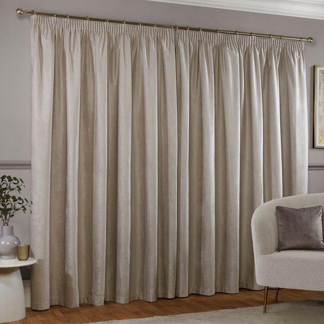 PENCIL PLEAT BLACKOUT & THERMAL TEXTURED SILVER 66x54 Curtain