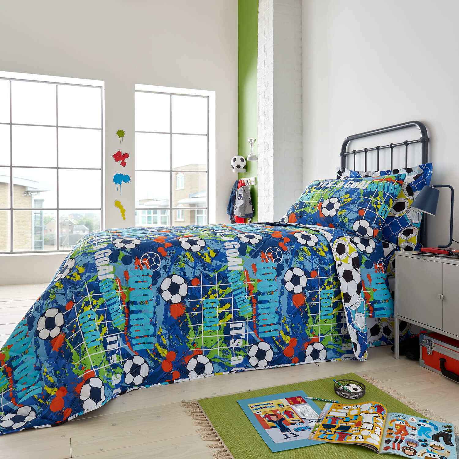 childrens football bedding